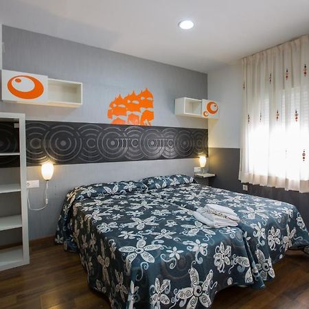 Hostal Gaudi Cuenca Cuenca  Ngoại thất bức ảnh