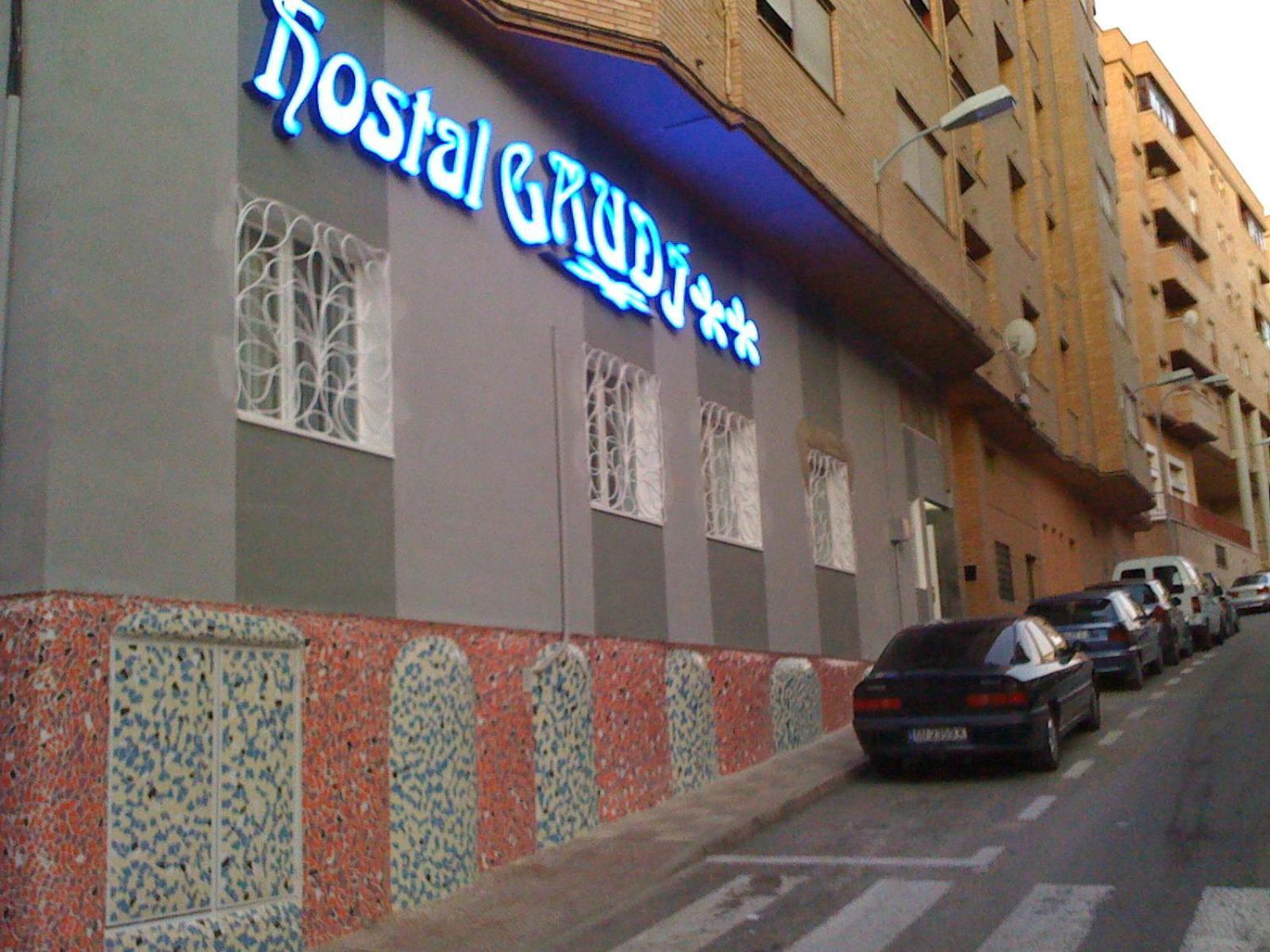 Hostal Gaudi Cuenca Cuenca  Ngoại thất bức ảnh