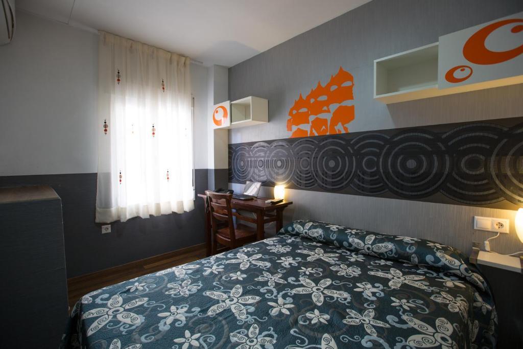 Hostal Gaudi Cuenca Ngoại thất bức ảnh