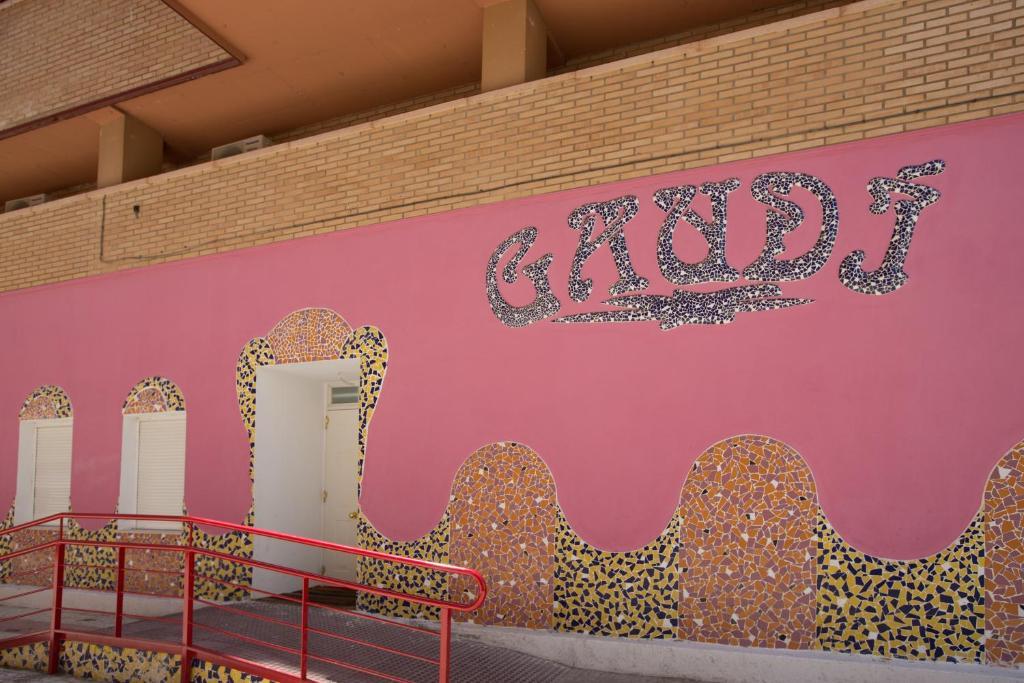 Hostal Gaudi Cuenca Cuenca  Ngoại thất bức ảnh